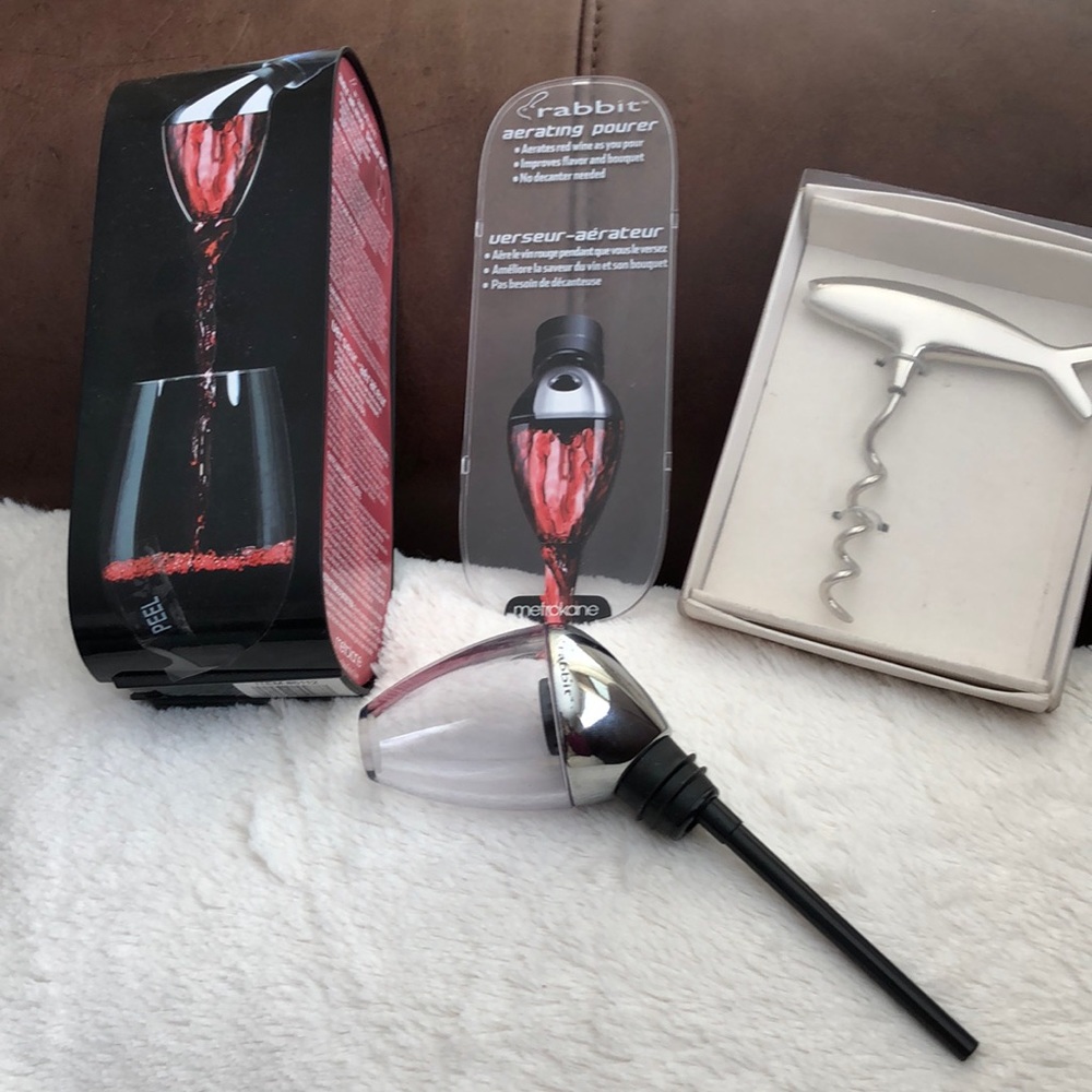 Wine aerator & cork screw